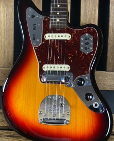 Fender American Vintage Jaguar 62 3 Tone Sunburst